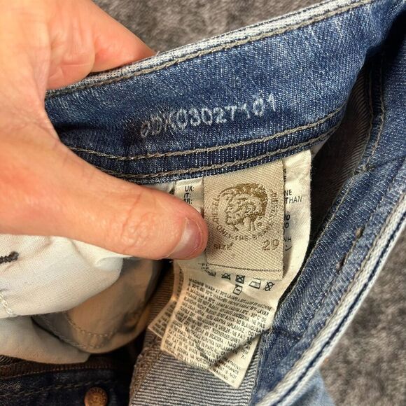 Diesel Larkee Button Fly Blue Denim Jeans Men's 29 (31X31.5) Straight Distressed - Picture 6 of 15